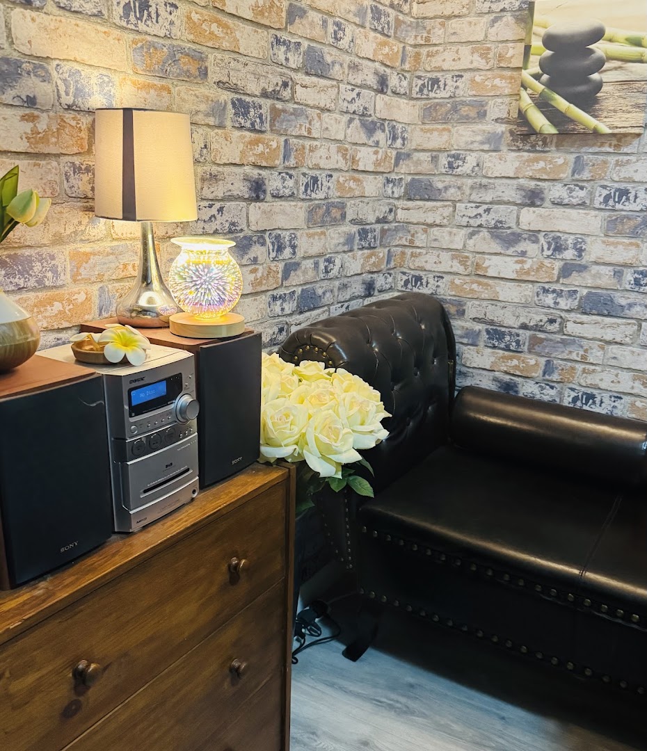 Jasmine Aroma Massage · Photos 1